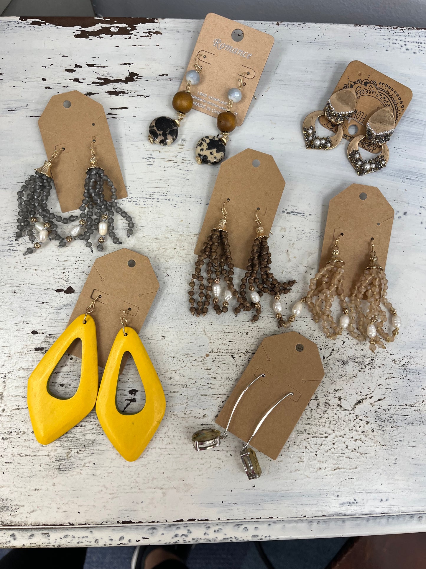 Earrings: 15