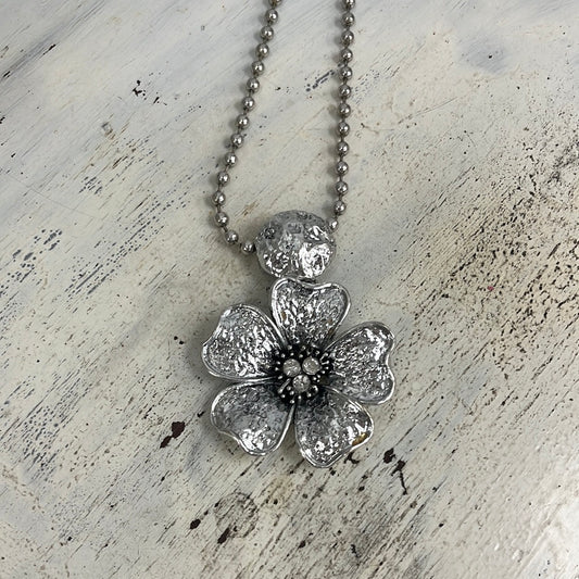 Silver Flower Necklace